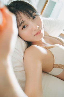 熊澤風花 2nd 写真集 直筆サイン入り　生写真付き 熊澤風花2nd写真集タイトル、表紙解禁のお知らせ | 株式会社