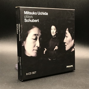 8CD＋DVD◇内田光子 plays シューベルト　ピアノ・ソナタ集＋即興曲集 Amazon.co.jp: シューベルト:即興曲集: ミュージック