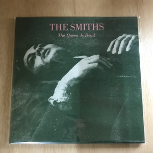 中古:盤質B】 The Queen Is Dead : The Smiths | HMV&BOOKS online