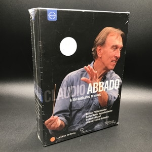 中古:盤質S】 クラウディオ・アバド～音楽に捧げた人生～（8DVD