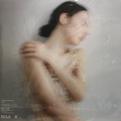 中古:盤質B】 12 hugs (like butterflies)【完全生産限定盤