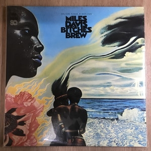 中古:盤質AB】 Bitches Brew : Miles Davis | HMV&BOOKS online - SOPJ58