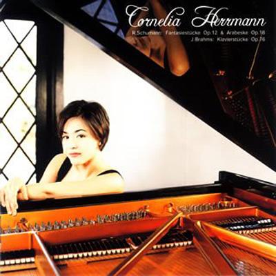R.Schumann:Fantasiestuecke Op.12 & Arabeske Op.18/J.Brahms