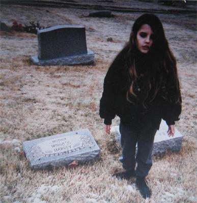 クリスタル・キャッスルズ / CRYSTAL CASTLES Amazon.co.jp: CRYSTAL CASTLES: ミュージック
