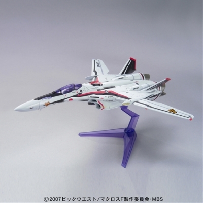 1/100 マクロスF（フロンティア） VF-25F メサイアバルキリー ファイターモード アルト機 プラスチックキット | HMV&BOOKS  online - おもちゃ