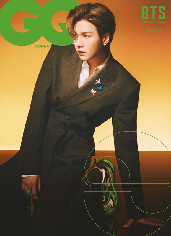 GQ KOREA 2022年1月号【COVER：SUGA（BTS）】［韓国雑誌］ : Magazine