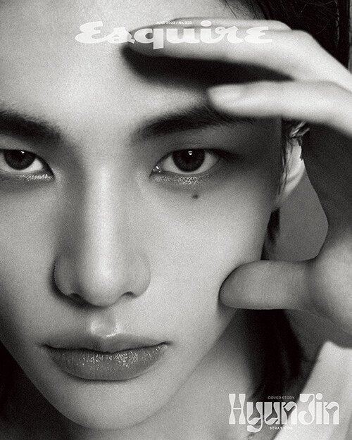 Esquire 2023年 6月号(Korea)【表紙：ヒョンジン（Stray Kids）B