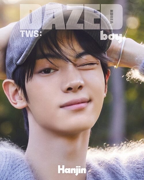 レア！チュジフン 雑誌 DAZED KOREA Mr.ICON セットおまけ付き レア！チュジフン 雑誌 DAZED KOREA Mr.ICON セットおまけ付き