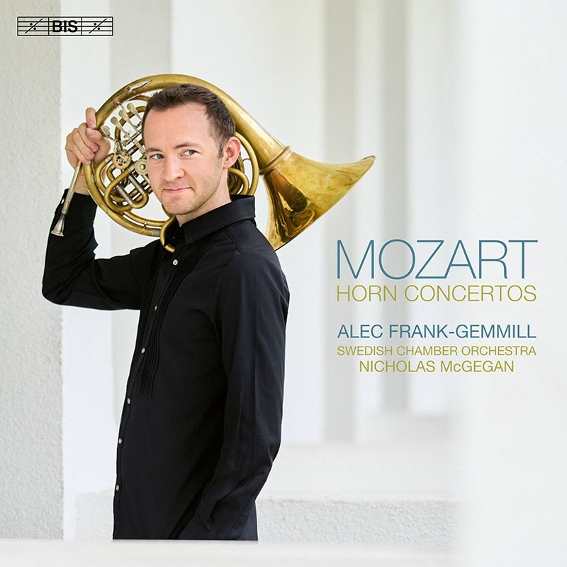 Horn Concertos : Alec Frank-Gemmill(Hr)Nicholas McGegan / Swedish Chamber  Orchestra (Hybrid) : Mozart (1756-1791) | HMV&BOOKS online : Online  Shopping & Information Site - BISSA2635 [English Site]