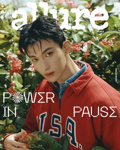 韓国本 和訳付き) SEVENTEEN ドギョム - 雑誌 allure 2025年 8月号