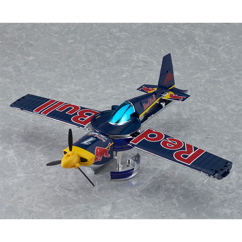 Red Bull Air Race transforming Plane : レッドブル・エアレース