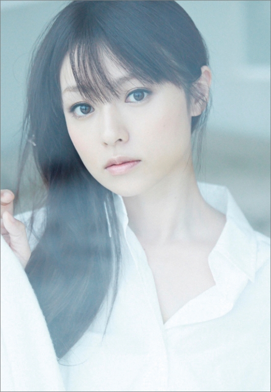 深田恭子 / 2018年カレンダー : 深田恭子 | HMV&BOOKS online