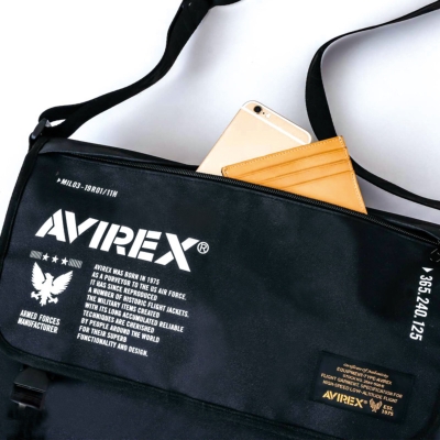 AVIREX Big Messenger Bag Book : ブランド付録つきアイテム | HMV&BOOKS online -  9784800299383