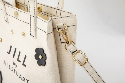 JILL by JILLSTUART 2WAY FLOWER SHOULDER BAG BOOK WHITE : ブランド