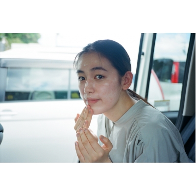 八木莉可子写真集 pitter-patter : 八木莉可子 | HMV&BOOKS