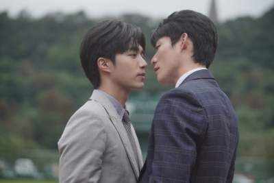 正負之間～Plus & Minus DVD-BOX＜初回限定版＞（3枚組） | HMV&BOOKS