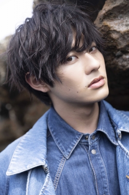 前田拳太郎　写真集　特典チェキ 写真】前田拳太郎さんのサイン入りチェキ- MANTANWEB（まんたん