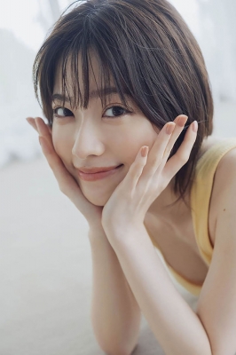 私めく 礒部花凛1st写真集 : 礒部花凜 | HMV&BOOKS online - 9784048976367