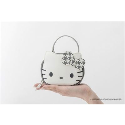 【２４時間以内発送】ハローキティBRILMY コスメポーチ　ストラップ３点セット Amazon.co.jp: HELLO KITTY × BRILMY 中身が見えて時短がかなう