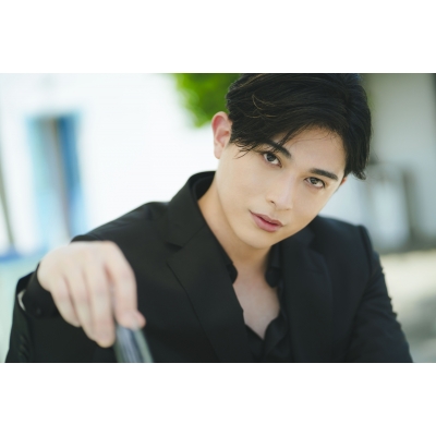 砂川脩弥2nd写真集 By me… : 砂川脩弥 | HMV&BOOKS online