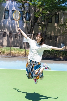 最終値下げ　小坂菜緒　ひなこれB賞　キーホルダー アイドルコーナー】 〈日向坂46 小坂菜緒 BIGアクリルスタンド