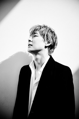 PARK YUCHUN 日本1st写真集「タイトル未定」＜通常版＞ : パク