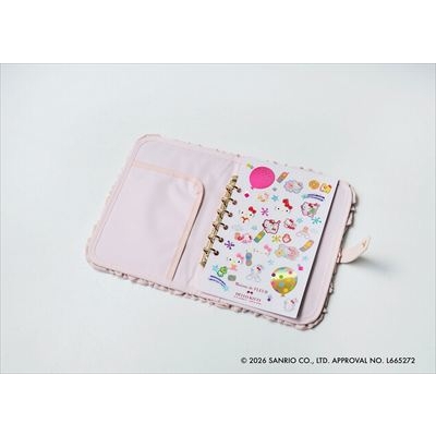 Maison de FLEUR×HELLO KITTY いちごマルチケースBOOK PINK : ブランド