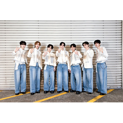 PRODUCE 101 JAPAN 新世界 FAN BOOK : PRODUCE 101 JAPAN | HMV&BOOKS