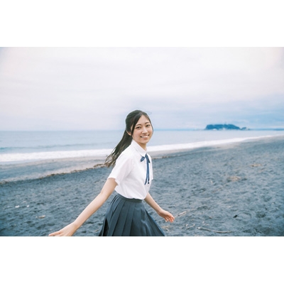 HMV&BOOKS online限定特典：渡辺莉奈（日向坂46）ポストカードB