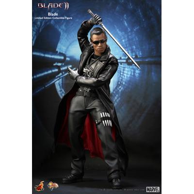 Movie Masterpiece 1 / 6 Scale Fully Poseable Figure