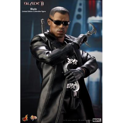 Movie Masterpiece 1 / 6 Scale Fully Poseable Figure