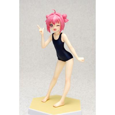 BEACH QUEENS 「ゆるゆり」 赤座 あかり＆吉川 ちなつ : Accessories (Figure) | HMV&BOOKS online  - 4943209552016