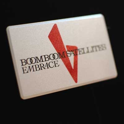 EMBRACE (CD+DVD+USB)【初回限定盤】 : BOOM BOOM SATELLITES | HMVu0026BOOKS online -  SRCL-8162/4