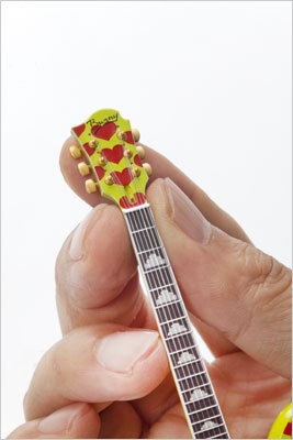Hide Guitar Collection グリーンハート Official Figure Set Hide Hmv Books Online Hide Guitar Collection グリーンハート Official Figure Set Hide Hmv Books Online