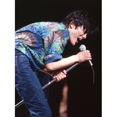 復活 尾崎豊 YOKOHAMA ARENA 1991.5.20 （Blu-ray） : 尾崎豊 ...