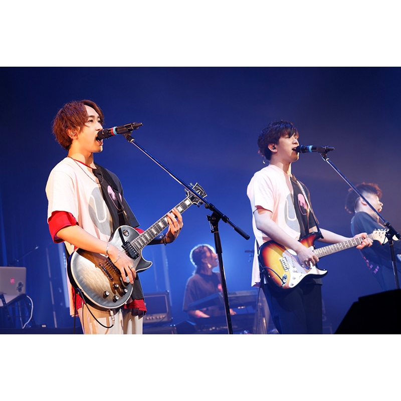 UMake 4th Live Tour Love Official Photo Book 無限の愛を、歌に込め 
