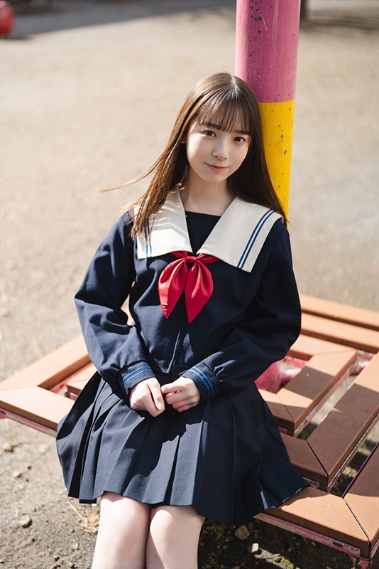 B.L.T.graduation2024中学卒業【表紙：渡辺莉奈（日向坂46）】［B.L.T.MOOK］ | HMV&BOOKS online -  9784867018057