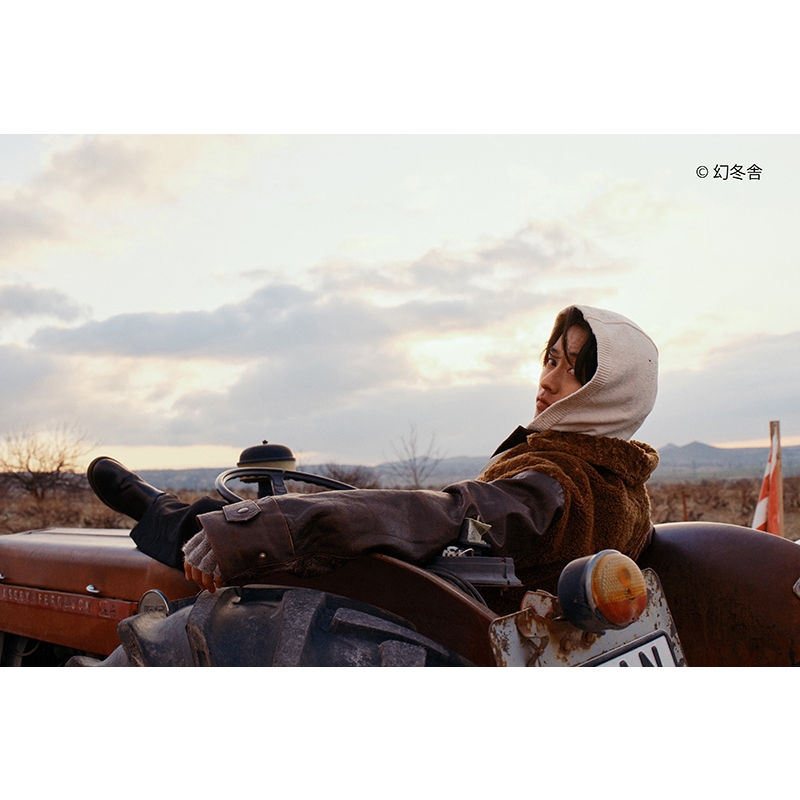 山崎賢人15周年記念写真集「15/30」 : 山崎賢人 | HMV&BOOKS