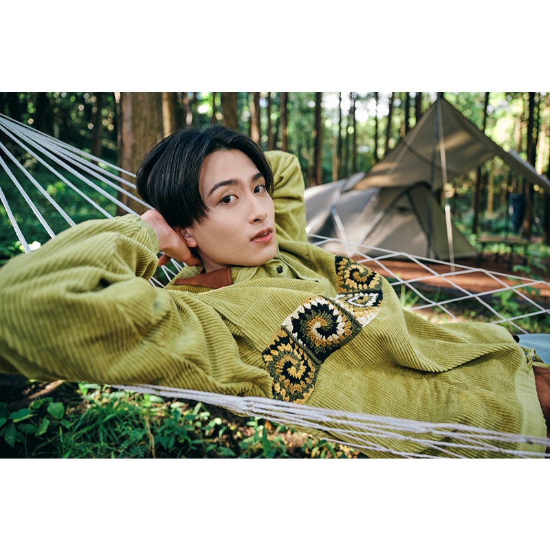 【オンライン特典生写真】葉山侑樹 写真集「蒼穹」 特典生写真付】葉山侑樹 写真集「蒼穹」 - メルカリ