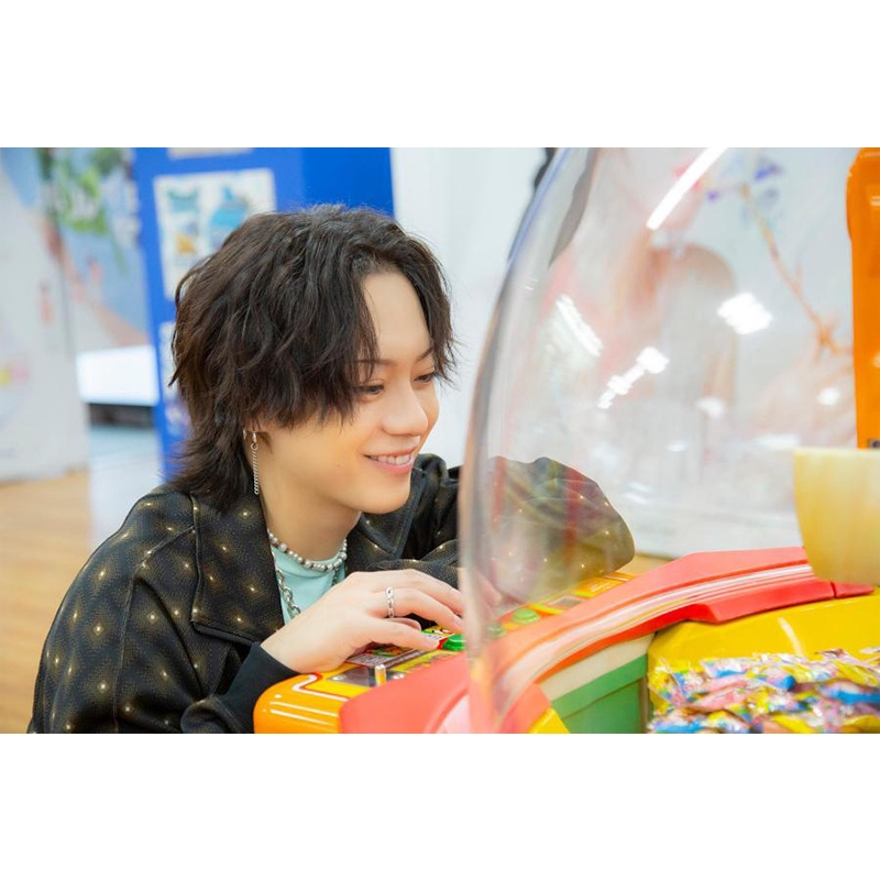 佐藤流司4th写真集 Reason : 佐藤流司 | HMV&BOOKS online