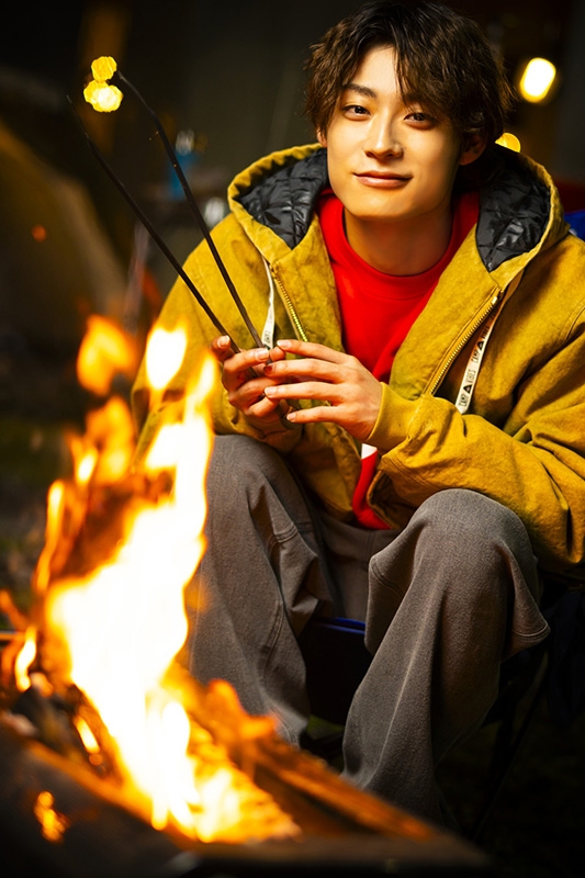 HMV&BOOKS online限定セット】ALOHA's CAMP＋缶バッジ4種セット（全3