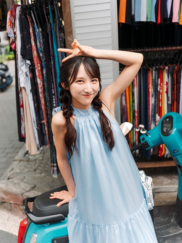 AKB48 長友彩海1st写真集 予定外の瞳 : 長友彩海 | HMV&BOOKS online
