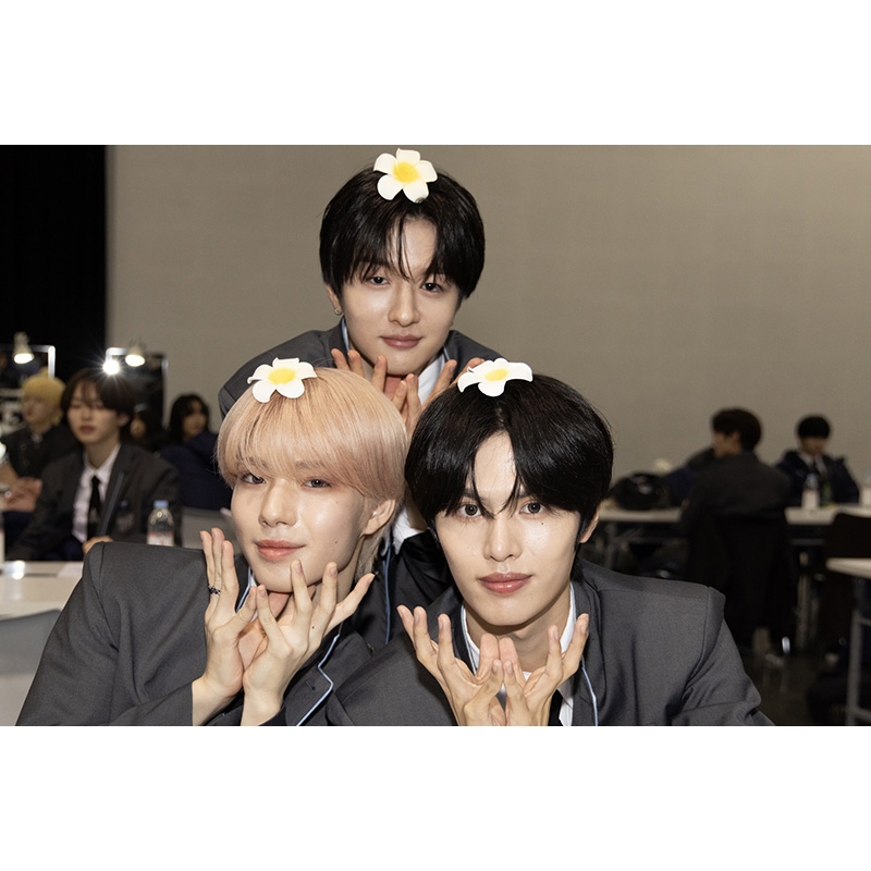 PRODUCE 101 JAPAN 新世界 FAN BOOK : PRODUCE 101 JAPAN | HMV&BOOKS