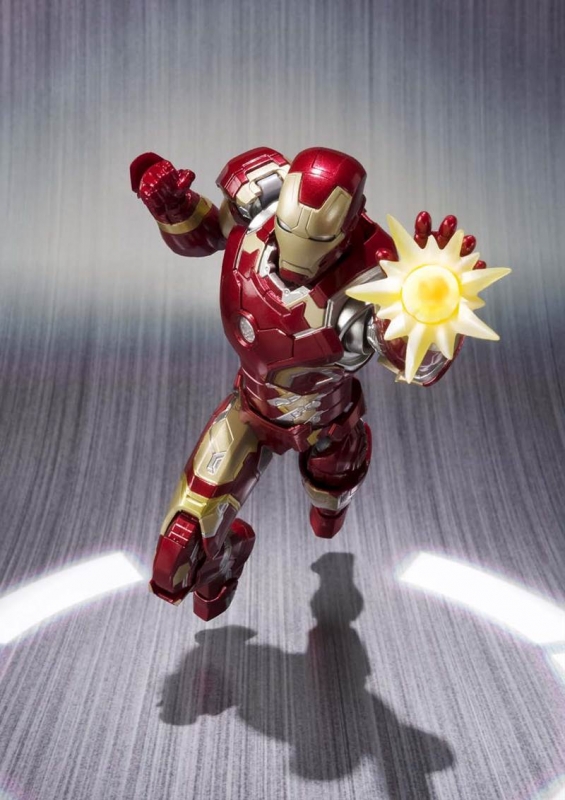 アイアンマン　マーク43 フィギュアーツ Amazon.co.jp: TAMASHII NATIONS S.H.フィギュアーツ アイアン