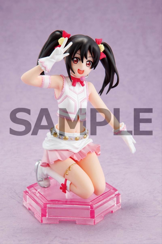 ラブライブ! 矢澤にこ LoveLive! First Fan Book Ver. (1/10スケール塗装済み完成品フィギュア) ラブライブ！ 1/10 矢澤にこ LoveLive! First Fan Book Ver.塗装