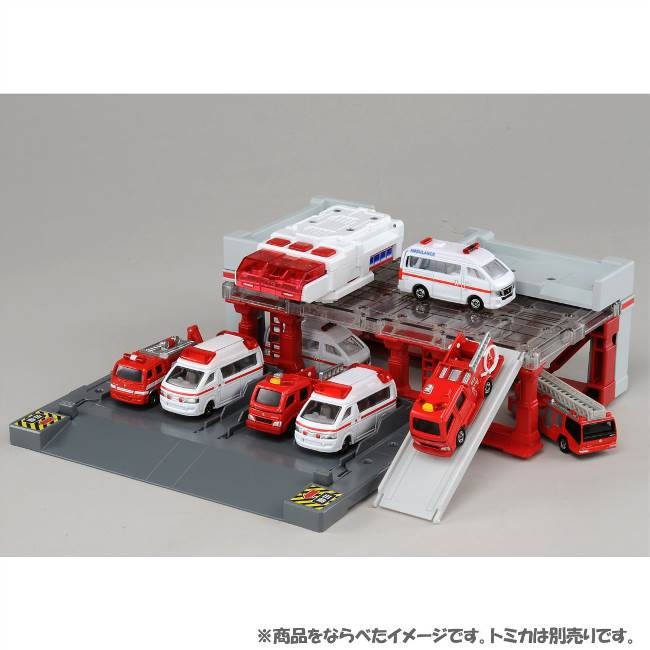 【未開封】トミカ　サウンドライト　消防署　トミカタウン　おもちゃ トミカタウンビルドシティ サウンドライト消防署 | HMV&BOOKS