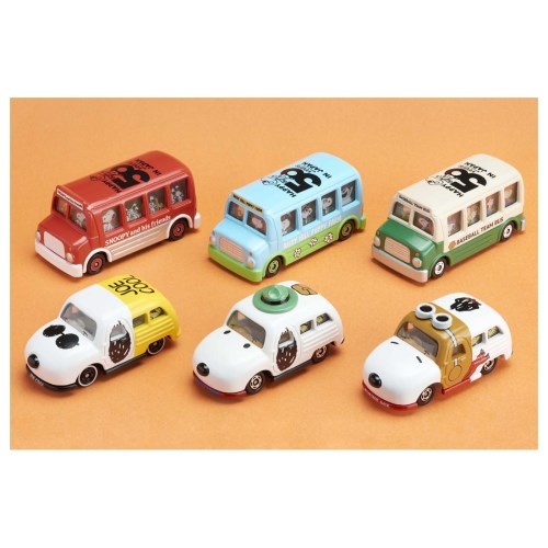 スヌーピー日本上陸50周年記念ドリームトミカコレクション