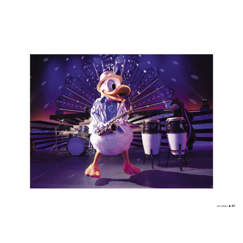 Tokyo Disney Resort Photography Project Imagining The Magic On Stage ディズニーファン編集部 Hmv Books Online