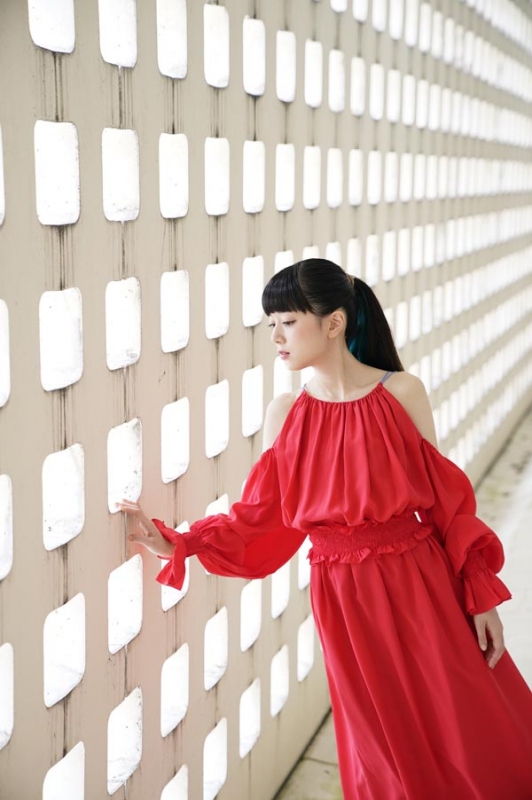 工藤晴香 910hr 写真集発売記念 サイン入り ポストカード 工藤晴香 910hr 写真集発売記念 サイン入り ポストカード Amazon